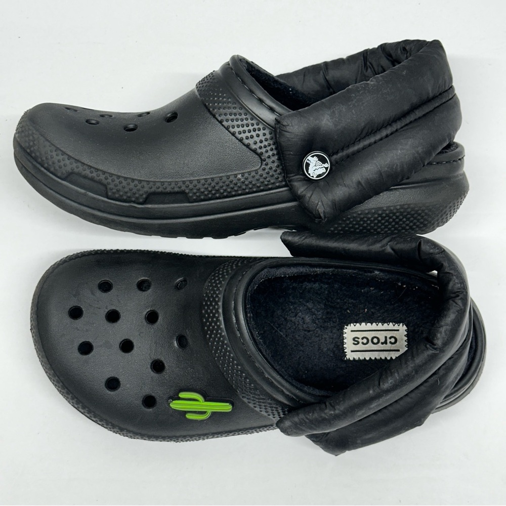 Crocs Classic Lined Neo Puff Clog Men's 4 Women's 6 Black Shoes Sandals Slip Ons